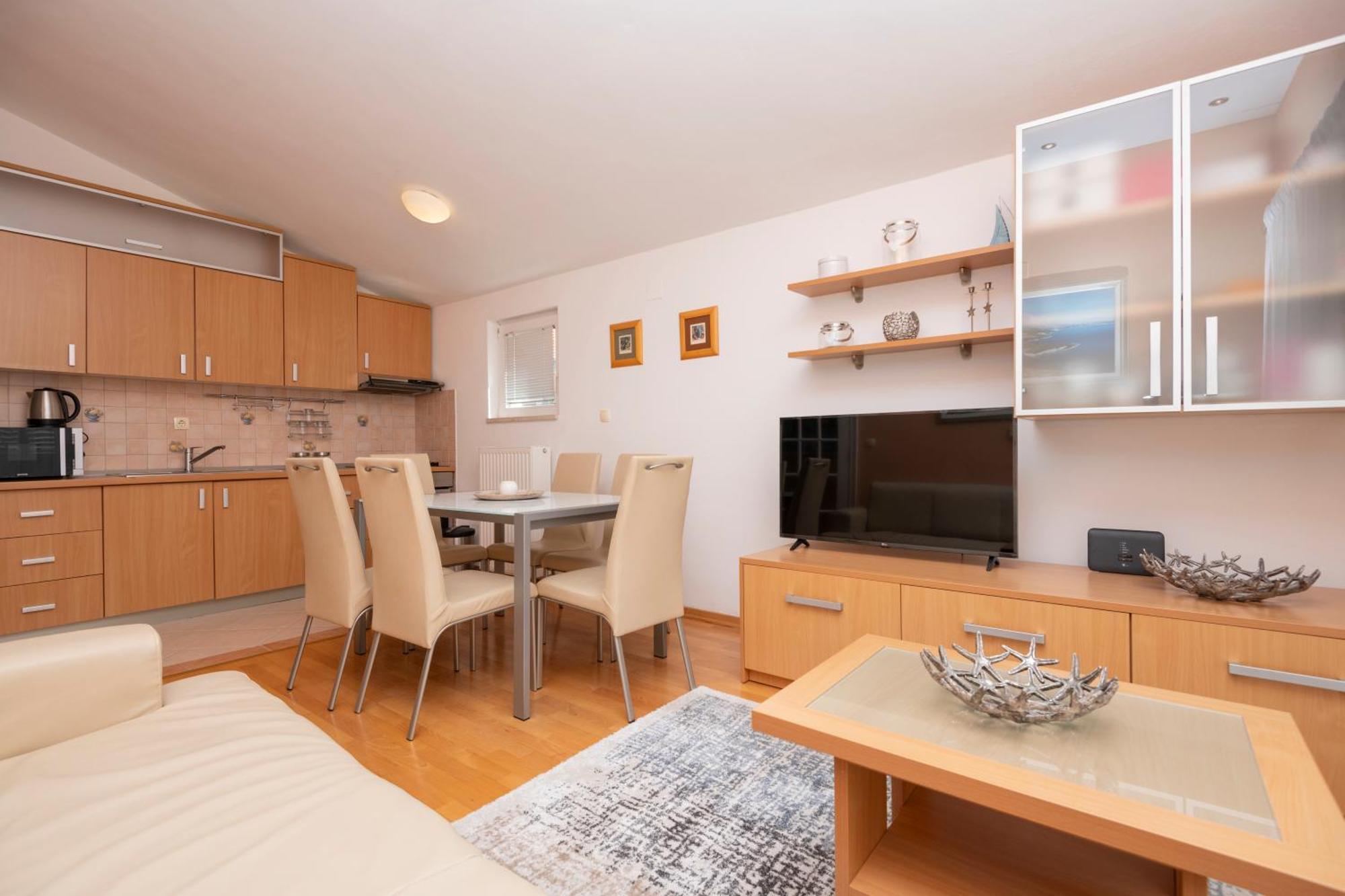 Family Apartments Marita Makarska Eksteriør bilde